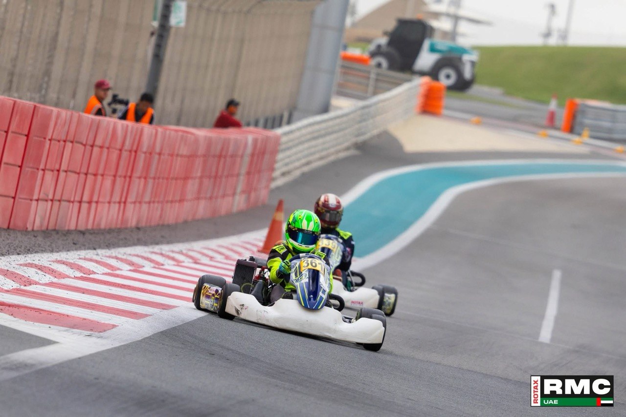 Kart 336 attacking a kerb during an RMC UAE race.